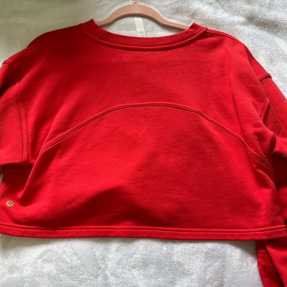 Lululemon Cropped Crewneck - Picture 6 of 6
